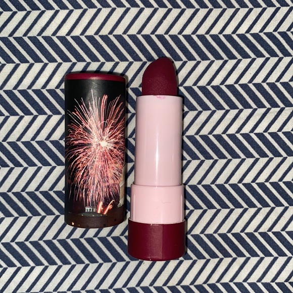 Like NEW Sephora lipstick - Picture 3 of 4